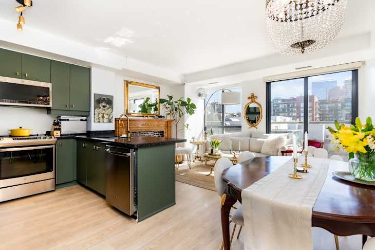 See Inside a Parisian Chic Toronto High-Rise Apartment | Apartment Therapy
